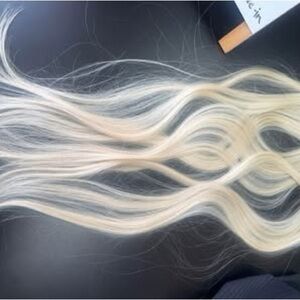 BELLAMI Platinum Blonde Hair Extensions
